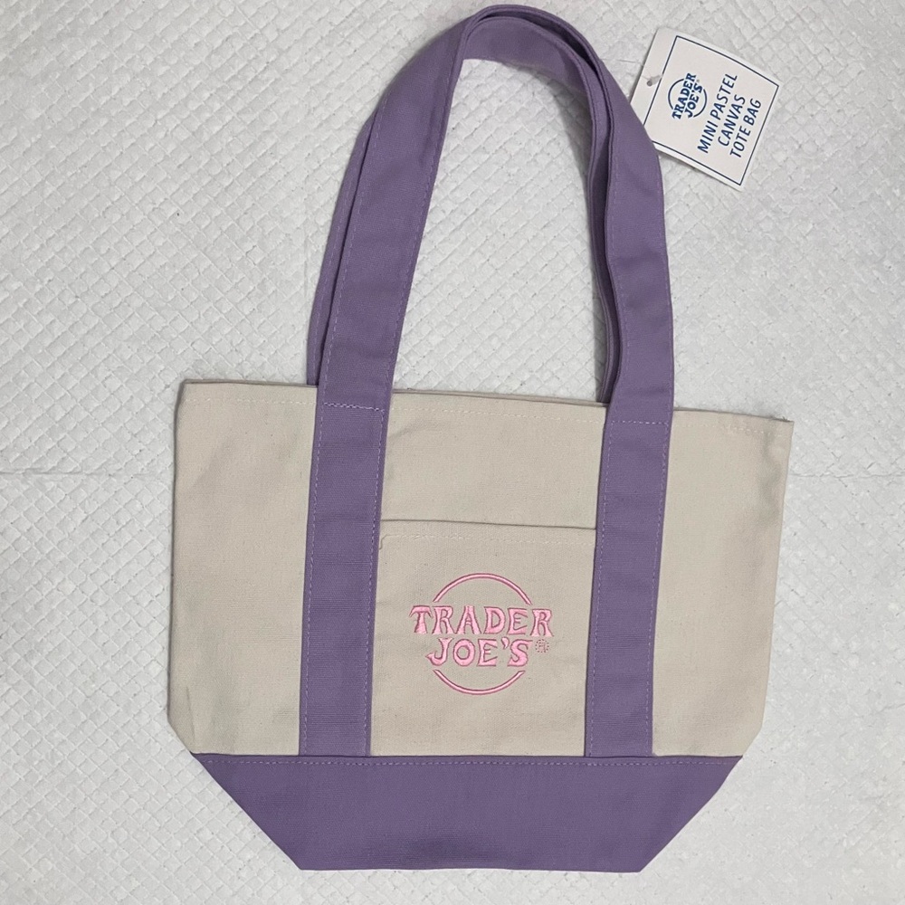Trader Joe’s mini pastel totes (all four colors available)